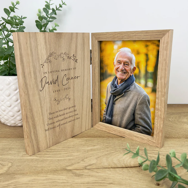 Personalised Wreath Memorial Wooden Book Photo Frame 7" x 5" Photo