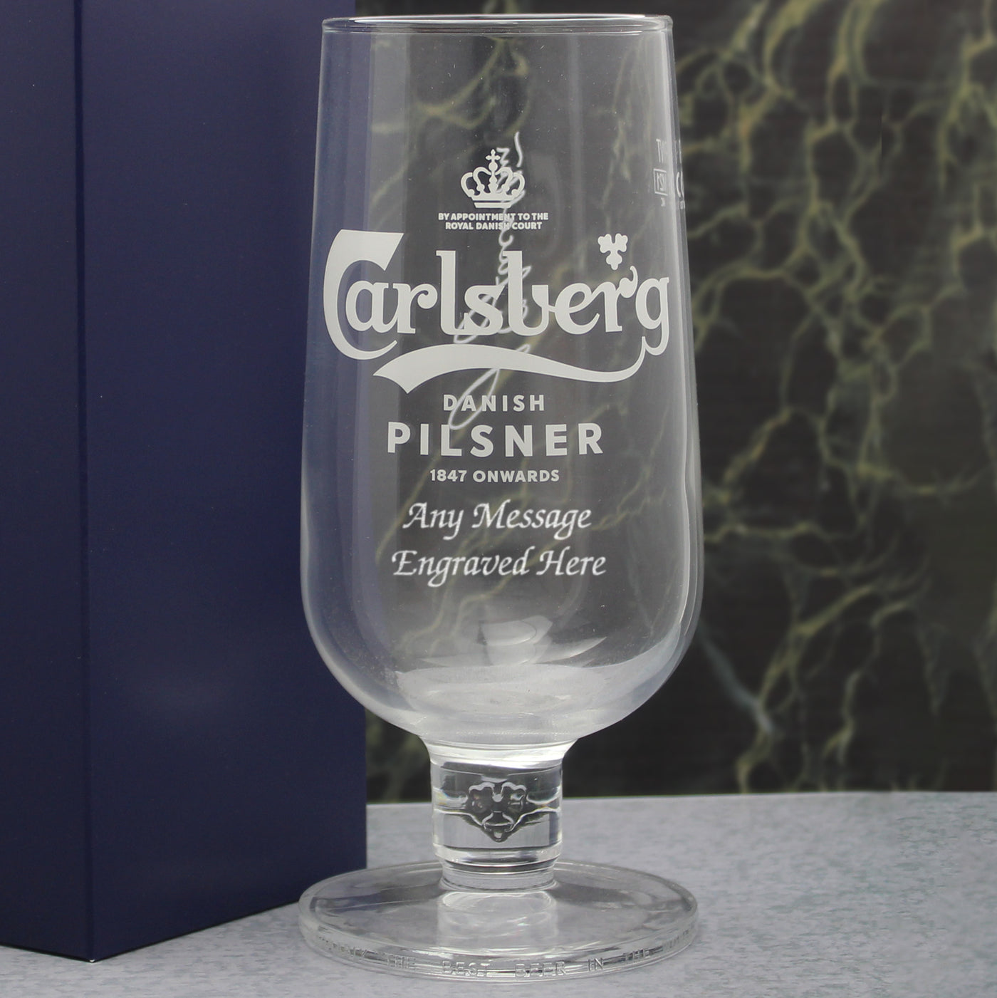 Engraved Carlsberg Chalice Pint Glass Image 4